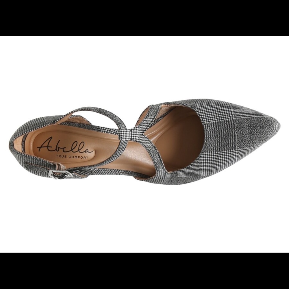 Comfortable & Stylish Seneca Pumps